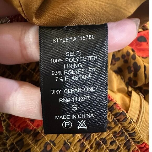 ASTR The Label Animal Print Floral Crop Top Mob Wife Office Siren Size Small - Picture 11 of 16